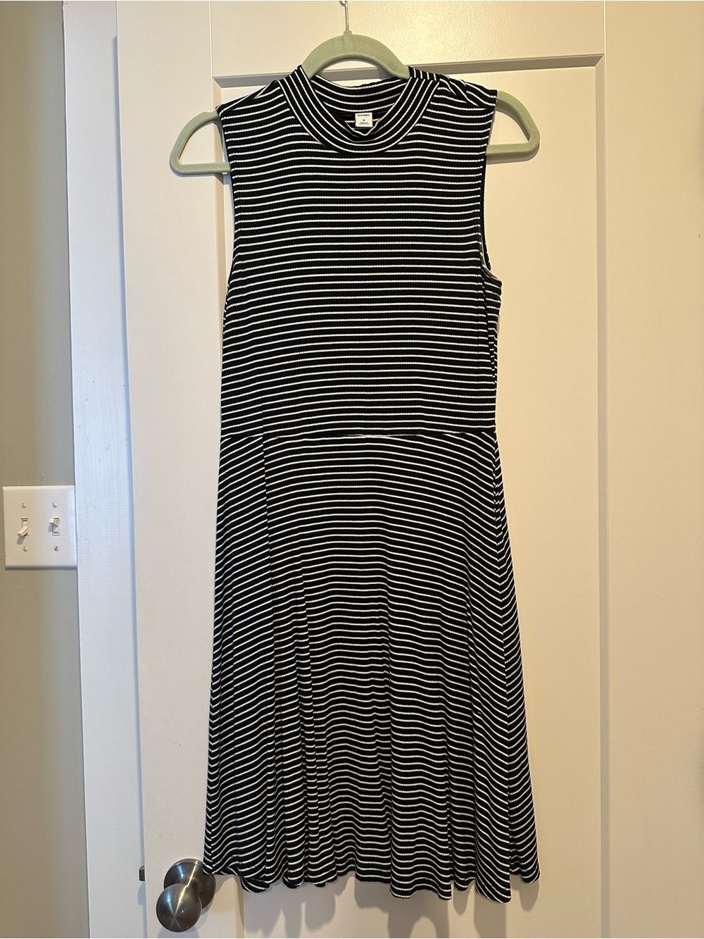 Old Navy Black and White Striped Sleeveless Fit-and-Flare Dress